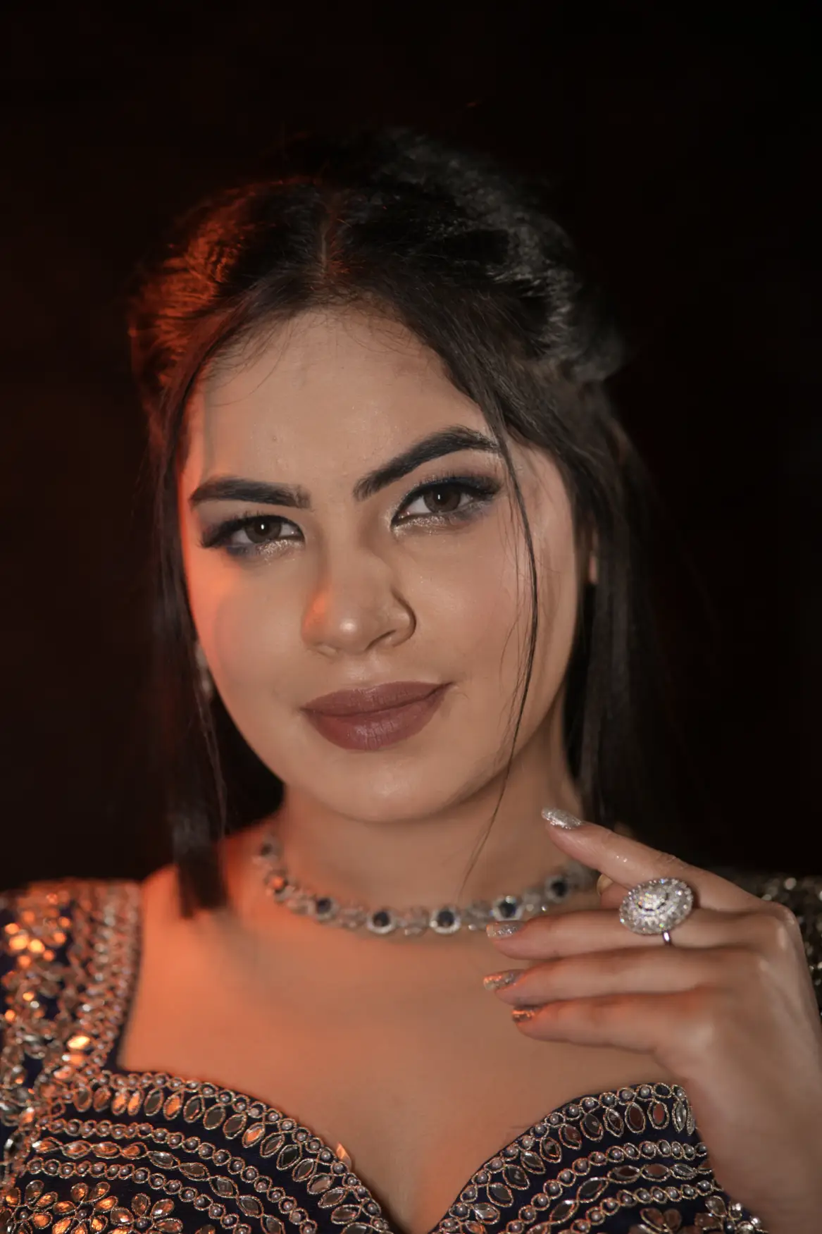 Glamorous party makeup look